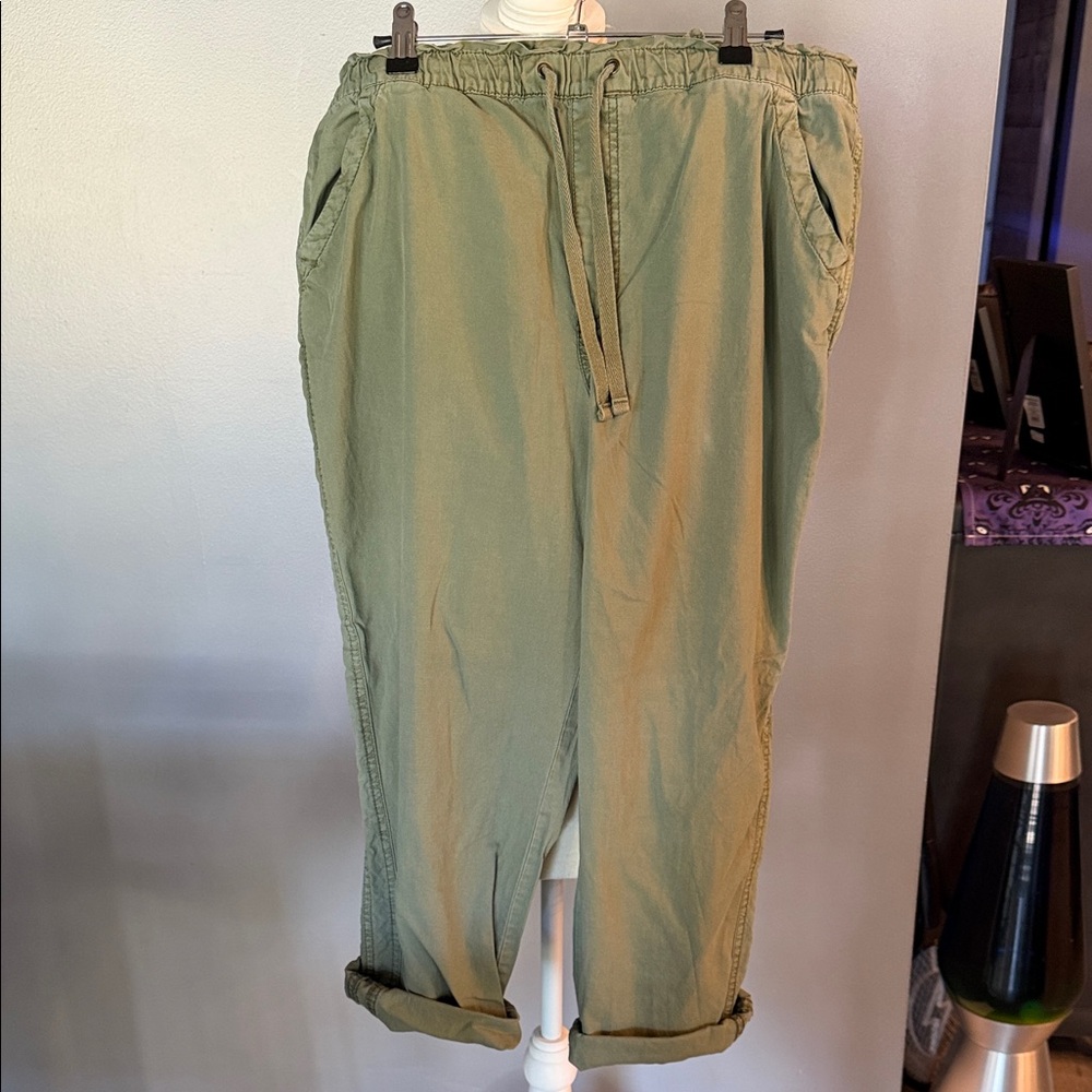 Sonoma easy paper bag waist capri - L